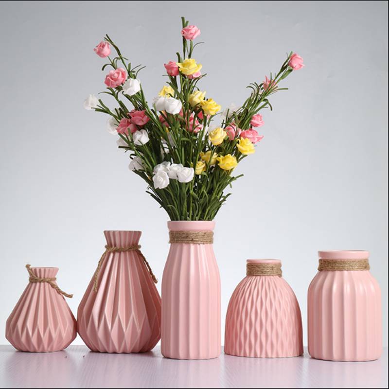 Напольные вазы как элемент декора
